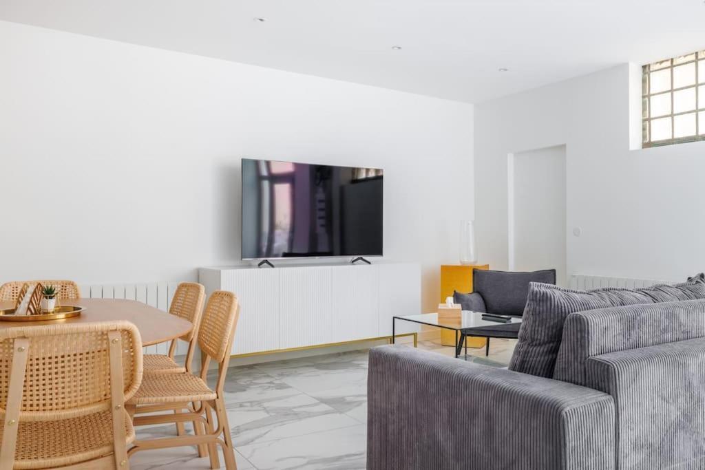 アニエールBeautiful Flat For 6 People #6アパートメント エクステリア 写真