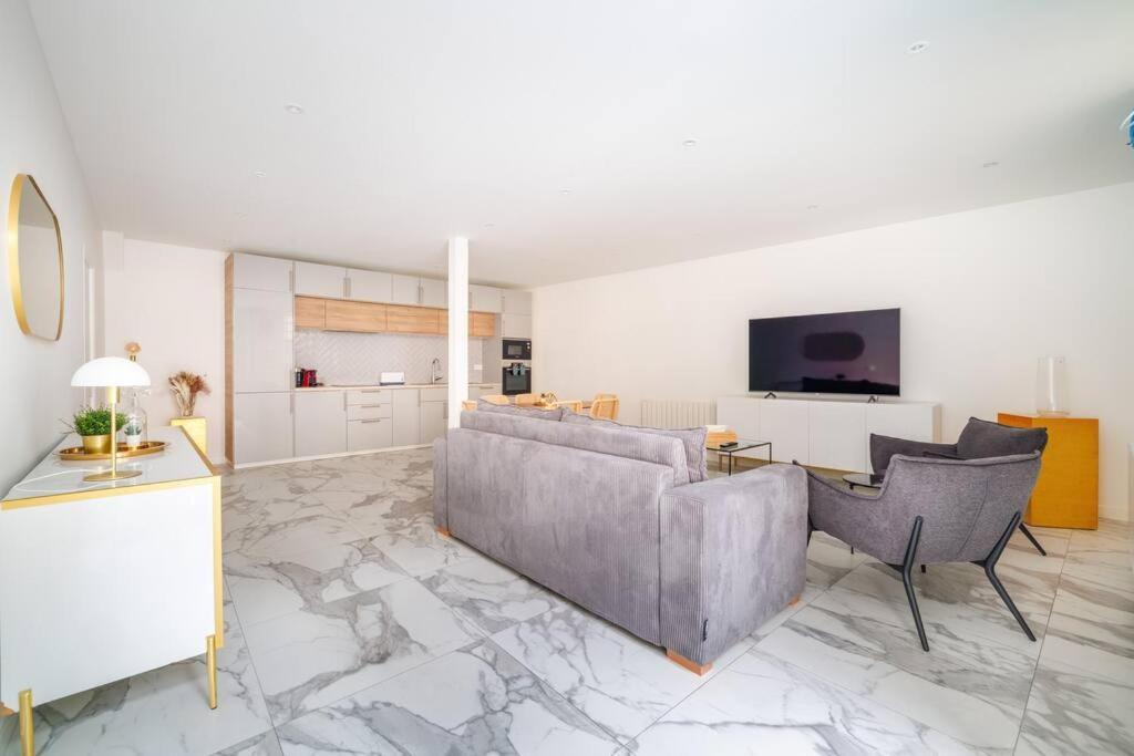 アニエールBeautiful Flat For 6 People #6アパートメント エクステリア 写真